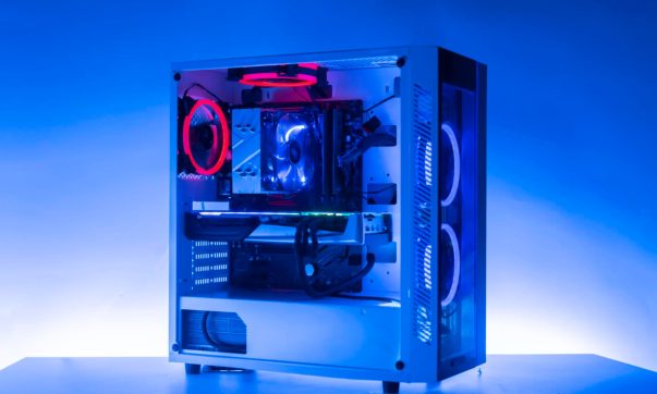 Élégance et fonctionnalité : pourquoi les boîtiers PC vitrés sont en tête de liste ?