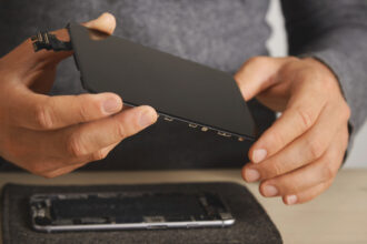 Smartphone reconditionné : ce que change vraiment d'acheter français